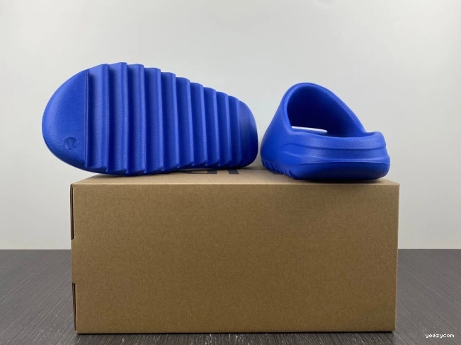 ID4133 Azure Slide Adidas Yeezy 1020
